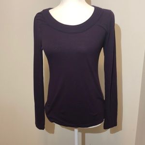 Woman’s Limited plum long sleeve